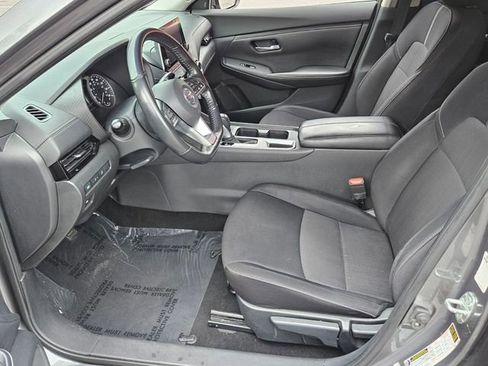 Used 2021 Nissan Sentra SV image 4