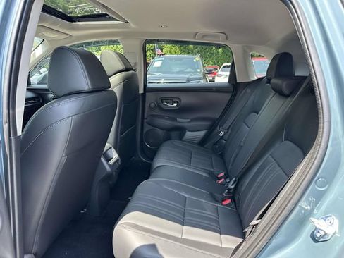 Used 2025 Honda HR-V EX-L image 10