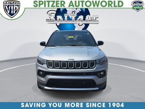 Used 2024 Jeep Compass Limited w/ Sun and Sound Group AWD/4WD image 3