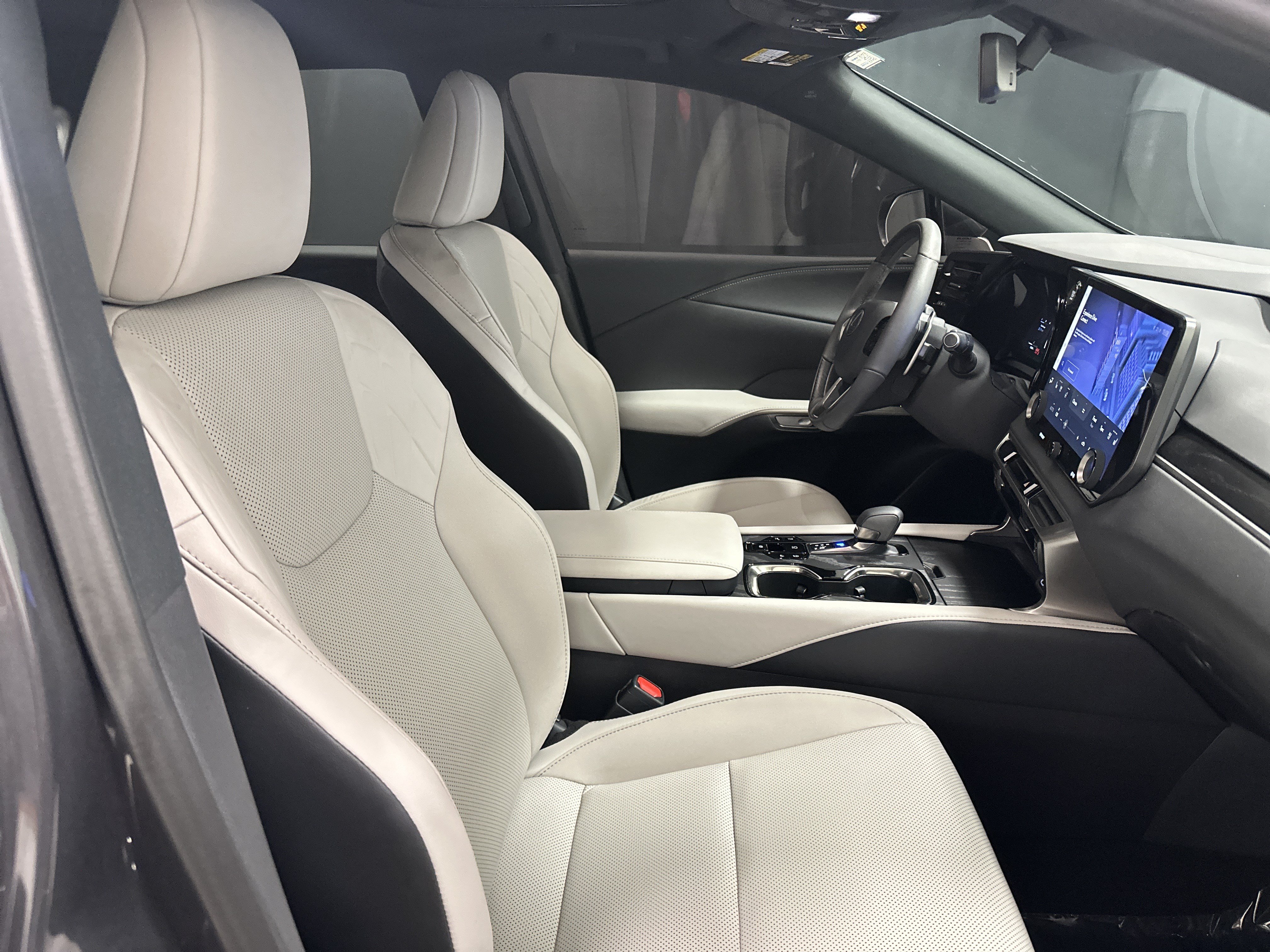 Certified 2025 Lexus RX 350 Premium AWD/4WD image 33
