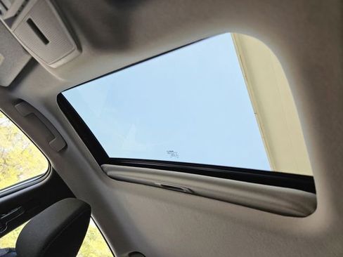 New 2026 Nissan Sentra SV w/ SV Convenience Package FWD image 27