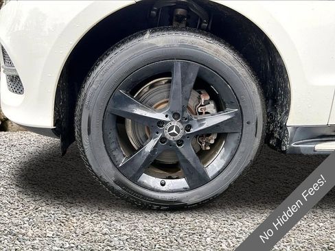 Used 2017 Mercedes-Benz GLE 350 w/ Premium 1 Package image 8