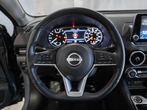 Used 2024 Nissan Sentra SR w/ Lighting Package image 32