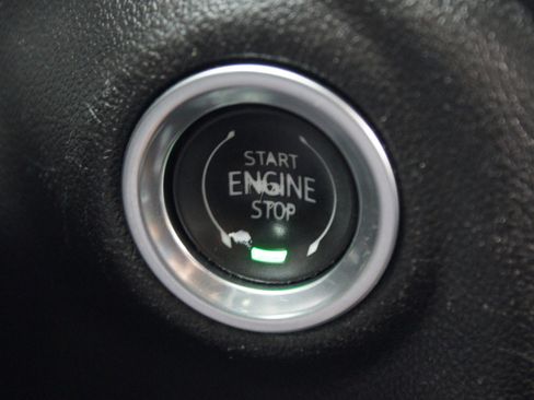 Used 2021 Chevrolet Silverado 1500 High Country image 10