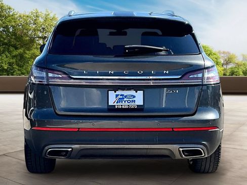 Used 2019 Lincoln Nautilus Reserve FWD image 4