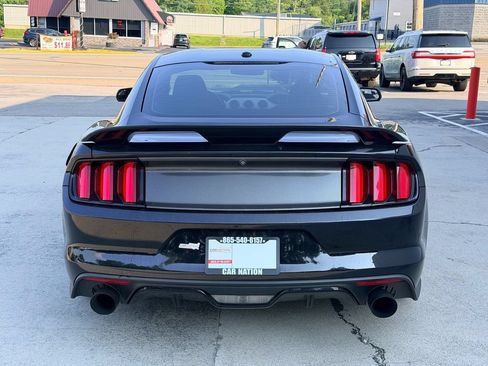 Used 2016 Ford Mustang Premium RWD image 5