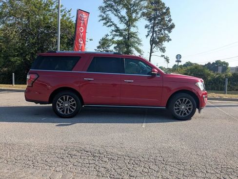 Used 2021 Ford Expedition Max Limited RWD image 2