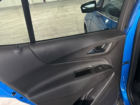 Used 2024 Chevrolet Equinox LT image 23