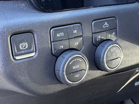 New 2026 Chevrolet Silverado 1500 LT Trail Boss w/ Convenience Package II image 13