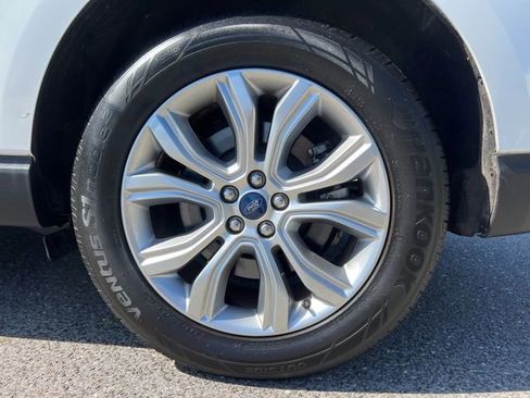 Used 2022 Ford Edge Titanium image 15