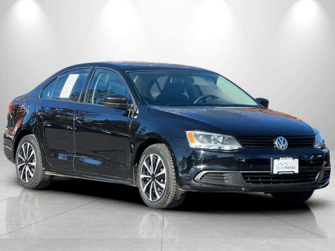 Used 2014 Volkswagen Jetta S image 9
