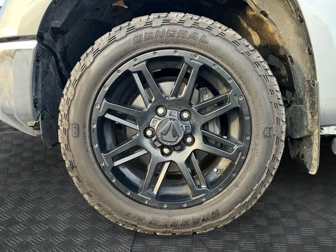 Used 2019 Toyota Tundra SR5 image 15
