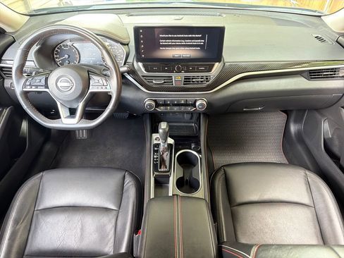 Used 2024 Nissan Altima 2.5 SR w/ SR Premium Package FWD image 22