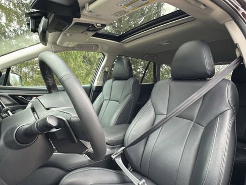 Used 2025 Subaru Outback Limited XT image 14