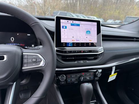 New 2026 Jeep Compass Limited w/ Sun, Sound & Navigation Group image 11