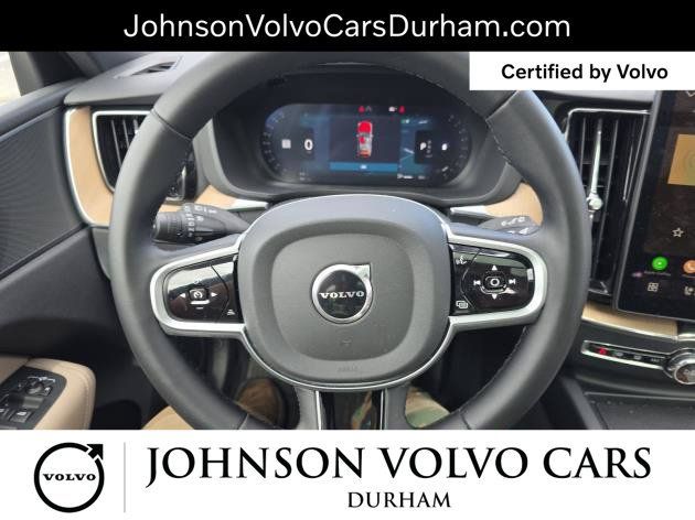 Used 2026 Volvo XC60 B5 Plus AWD/4WD image 9