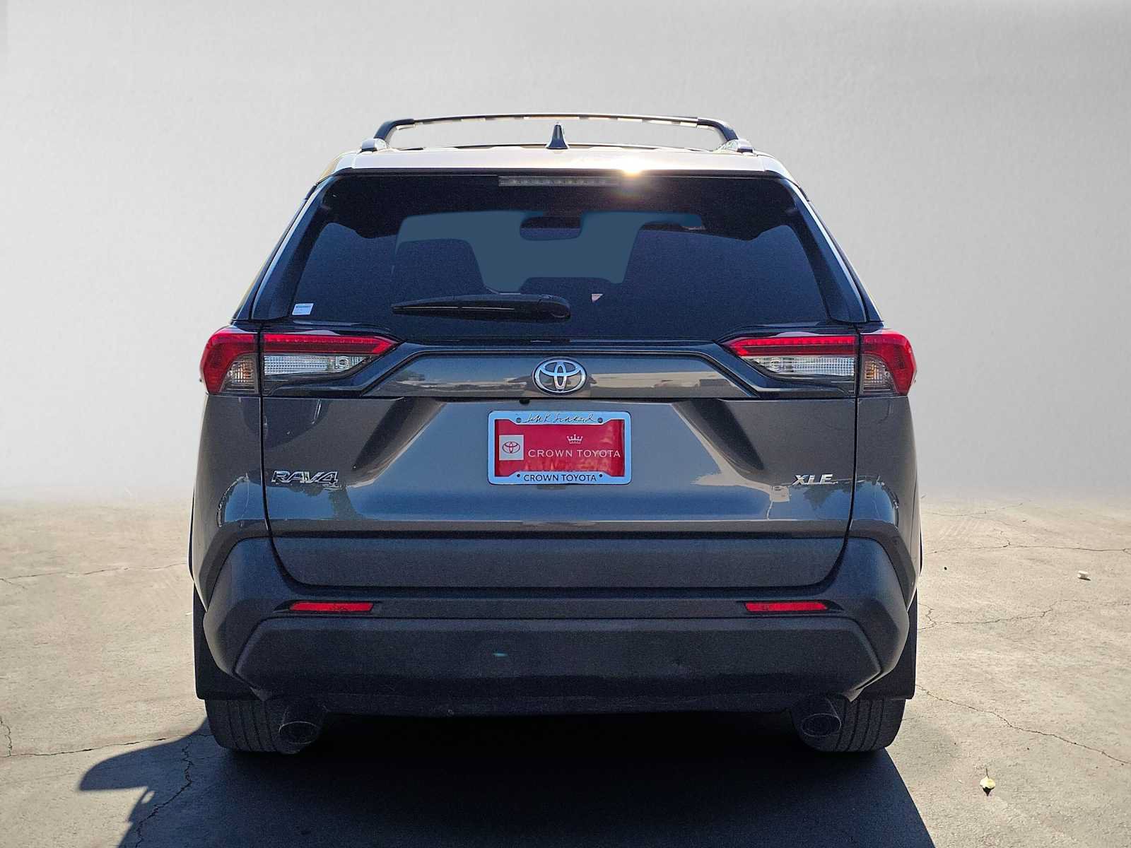 Certified 2022 Toyota RAV4 XLE Premium FWD image 30