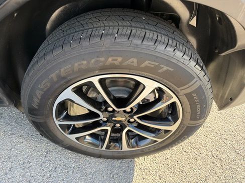 Used 2025 Chevrolet TrailBlazer LT image 12