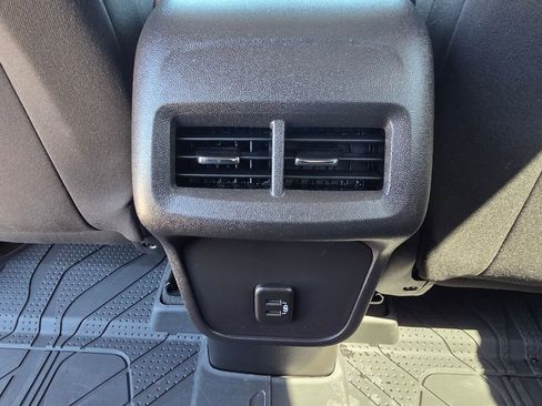 Used 2024 Chevrolet Equinox LT w/ LPO, Floor Liner Package FWD image 27