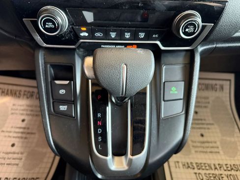 Used 2019 Honda CR-V LX image 16