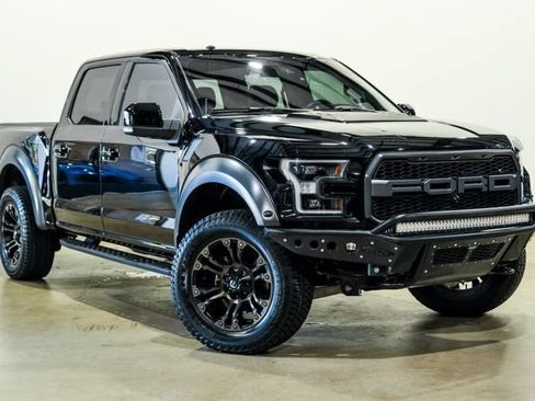 Used 2018 Ford F150 Raptor w/ Equipment Group 802A Luxury AWD/4WD image 5