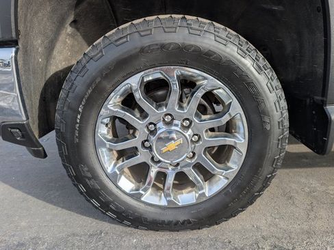 Used 2024 Chevrolet Silverado 3500 LTZ w/ LTZ Plus Package image 30