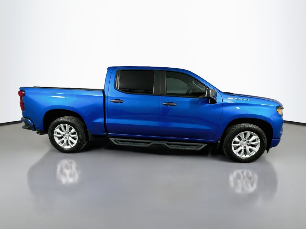 Used 2024 Chevrolet Silverado 1500 Custom RWD image 4