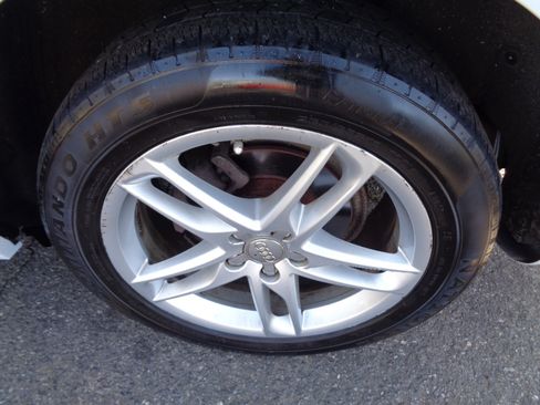 Used 2016 Audi Q5 2.0T Premium Plus w/ Technology Package image 27