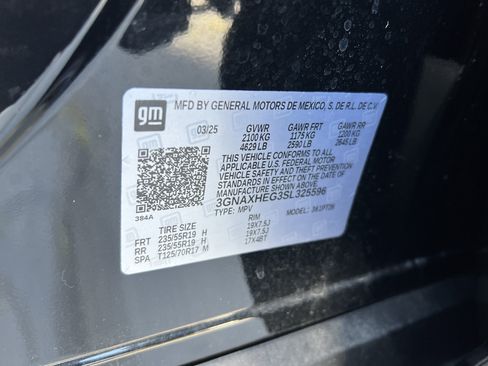 Used 2025 Chevrolet Equinox LT w/ Convenience Package II FWD image 34
