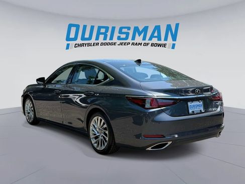 Used 2022 Lexus ES 350 w/ Luxury Package FWD image 4
