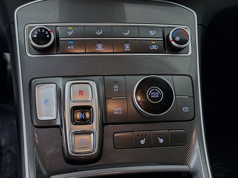 Used 2022 Hyundai Santa Fe SEL image 18