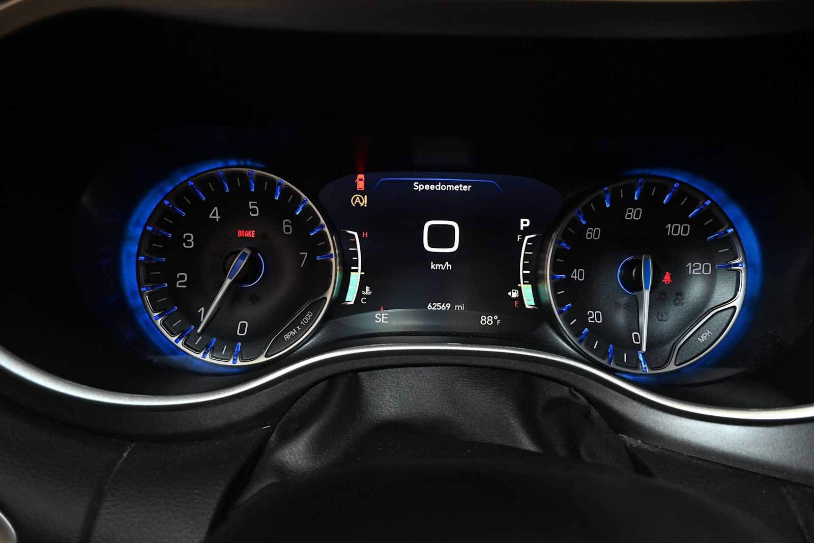 Used 2023 Chrysler Pacifica Touring-L FWD image 24