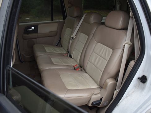 Used 2006 Ford Expedition Eddie Bauer image 4
