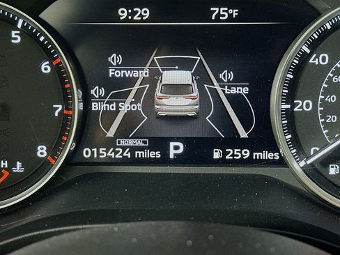 Used 2025 Mitsubishi Outlander SE image 19