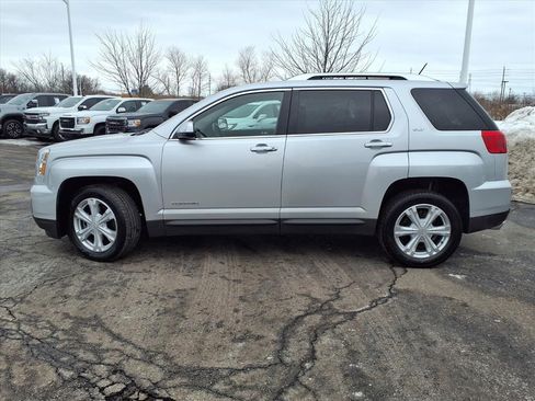 Used 2017 GMC Terrain SLT w/ Open Road Package image 2