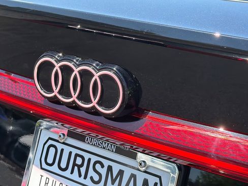 Used 2025 Audi S6 e-tron Premium Plus w/ Premium Plus AWD/4WD image 5