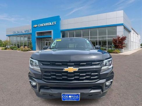 Used 2022 Chevrolet Colorado LT w/ LT Convenience Package AWD/4WD image 13