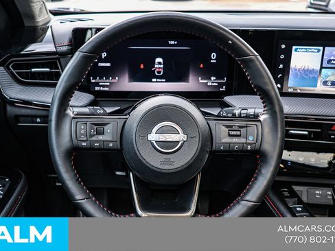 Used 2025 Nissan Kicks SR w/ SR Premium Package FWD image 23