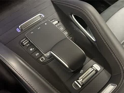 Certified 2025 Mercedes-Benz GLE 53 AMG 4MATIC image 23