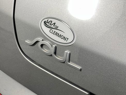 Certified 2025 Kia Soul LX w/ LX Technology Package image 5
