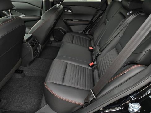 New 2026 Nissan Rogue SV AWD/4WD image 12