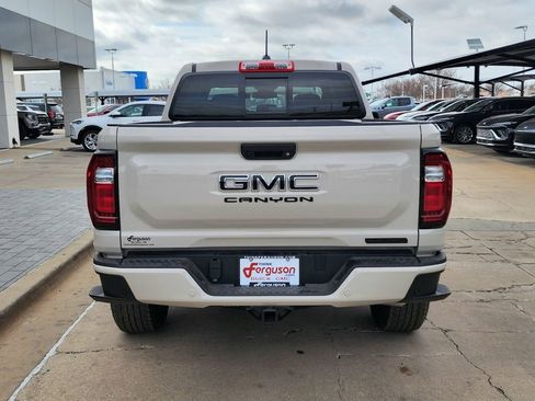 New 2026 GMC Canyon Elevation w/ Convenience Package image 5
