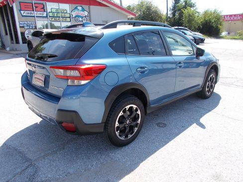 Used 2022 Subaru Crosstrek 2.0i Premium AWD/4WD image 5