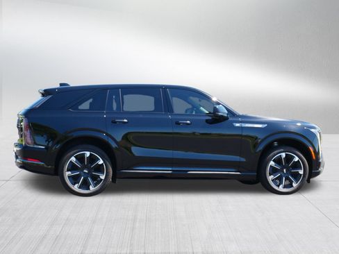 Certified 2026 Cadillac Escalade IQ Sport 2 AWD/4WD image 6