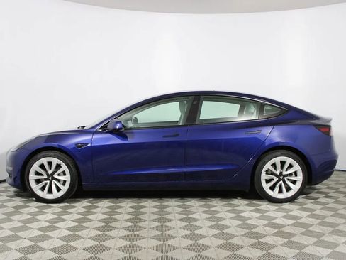 Used 2023 Tesla Model 3 Standard Range RWD image 6