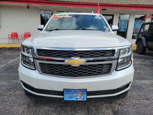 Used 2018 Chevrolet Tahoe LT RWD image 2