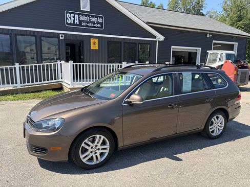 Used 2013 Volkswagen Jetta TDI FWD image 2
