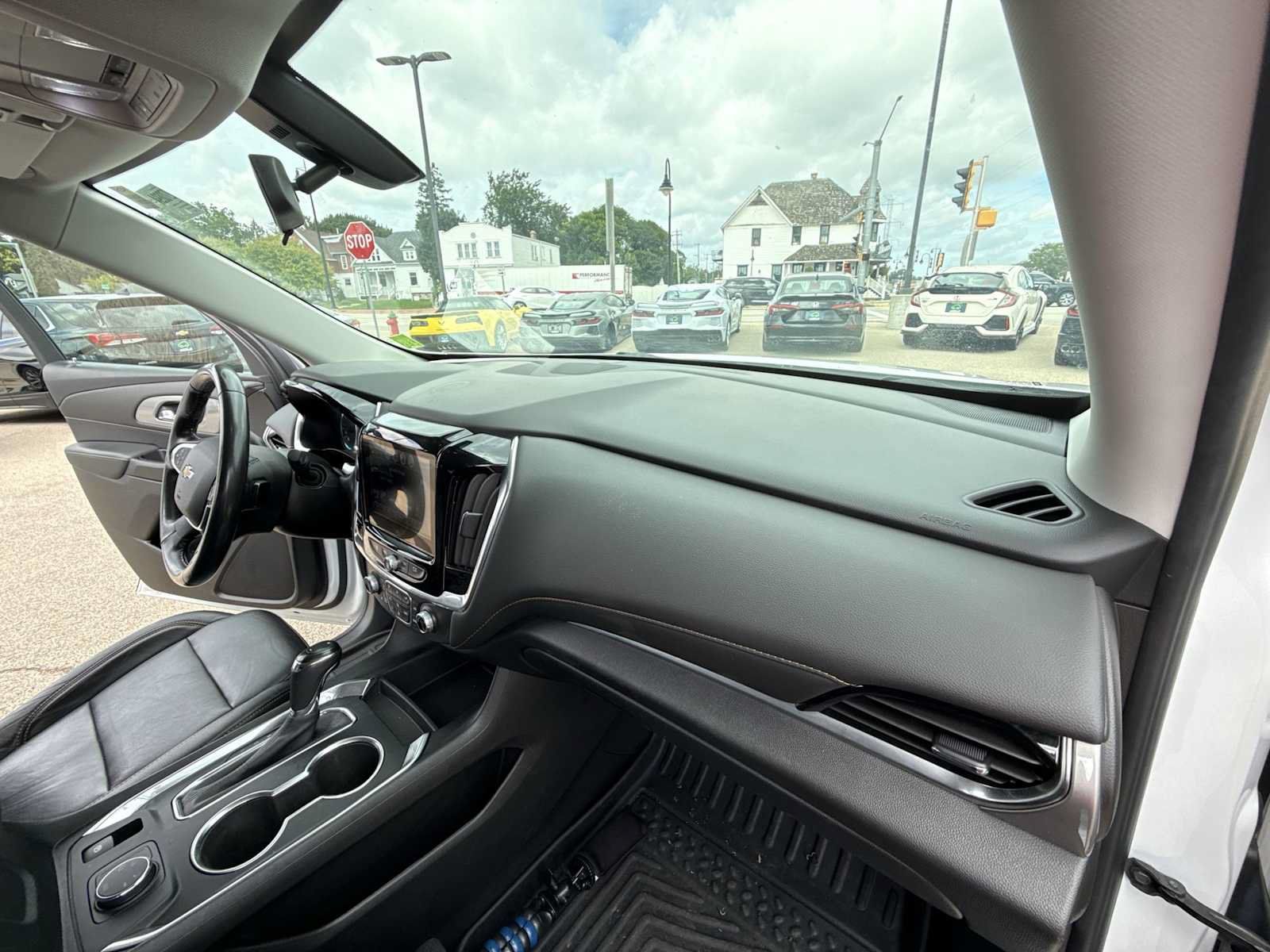 Certified 2019 Chevrolet Traverse LT AWD/4WD image 27