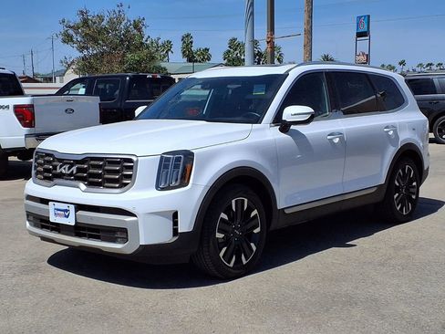 Used 2025 Kia Telluride SX image 3