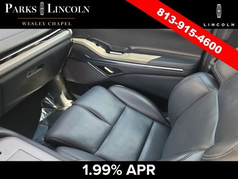 Certified 2025 Lincoln Navigator Reserve AWD/4WD image 15